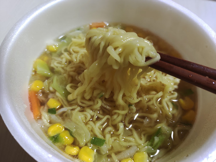 ホームラン軒 野菜タンメン（テーブルマーク）ノンフライ麺 | おうちラーメン、具とかんたんレシピの100選